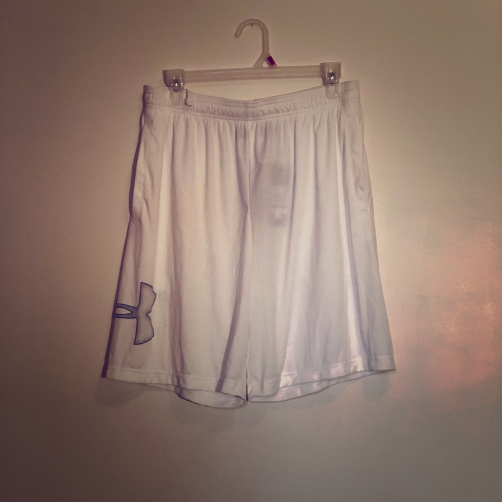 White boy under armour shorts